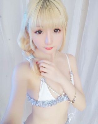 人皮高跟鞋_720在线手机播放