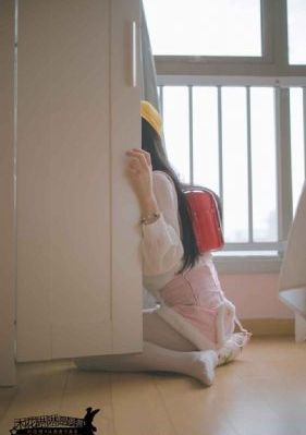 年轻的秘书韩国电影_BD免费视频大全