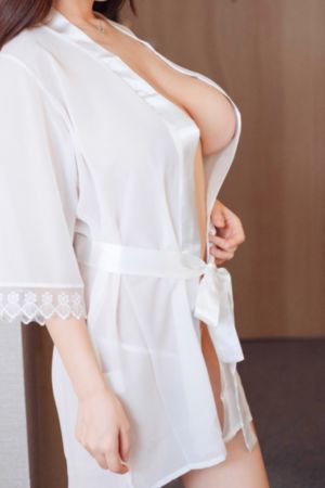 张开点我要尿进去h_高清免费在线观看